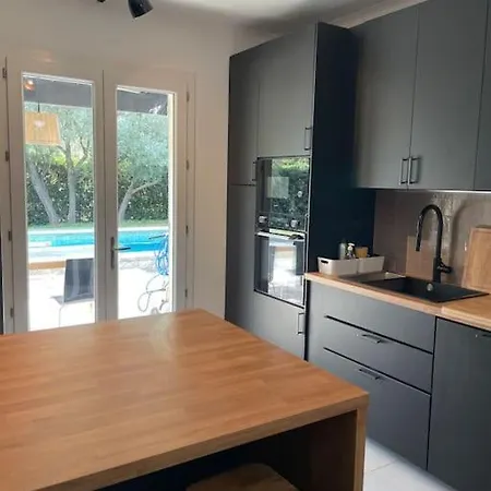 En Provence Avec Piscine